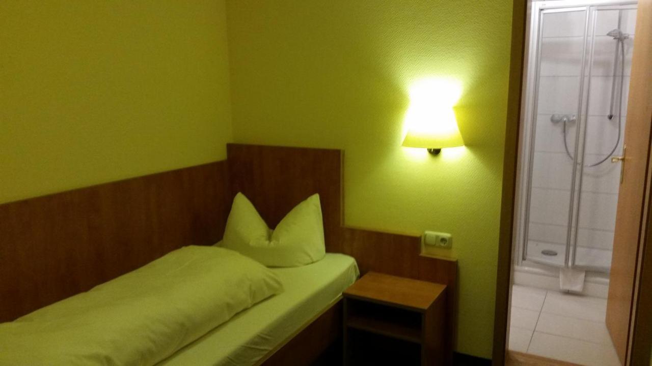 Hotel Thueringer Hof Ebeleben Esterno foto